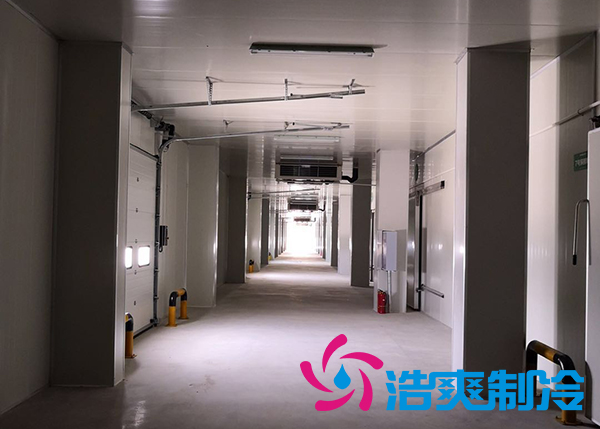 建造-18℃手抓餅冷庫(kù)（食品生產(chǎn)冷藏庫(kù)）安裝價(jià)格需要多少錢？